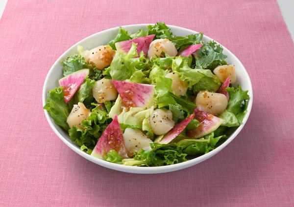 彩り野菜とほたてのごちそうサラダ