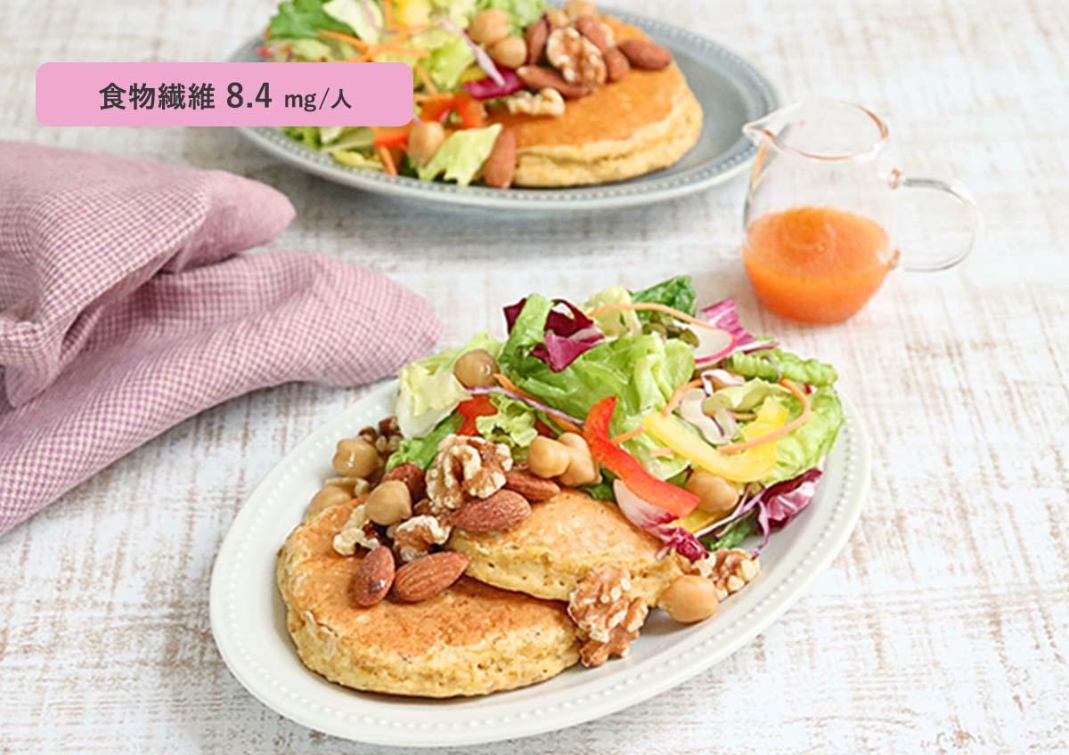 サラダとオートミールのパンケーキ
