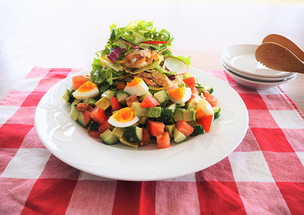 パリパリポテサラとゴロゴロ野菜のサラダ