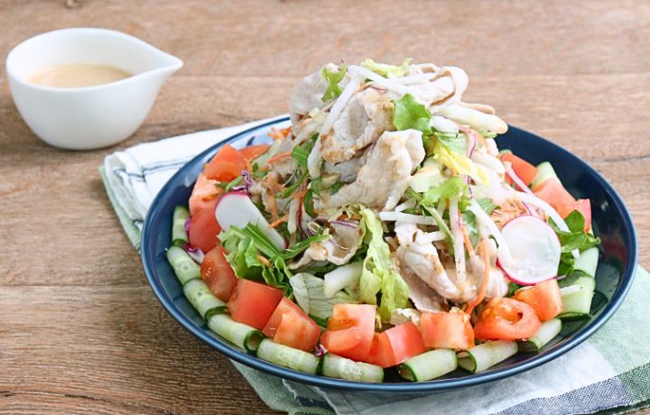 野菜を味わう冷しゃぶサラダ 写真